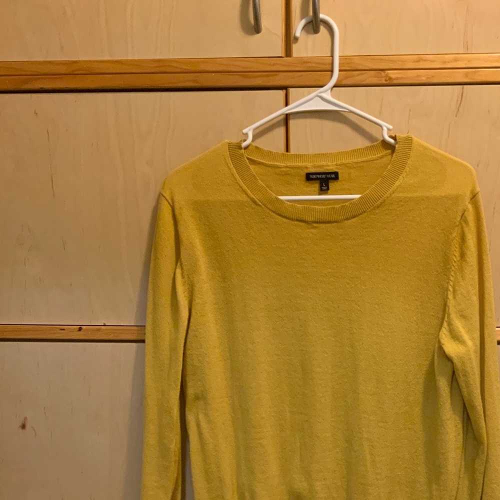 Yellow sweater